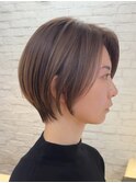表参道酸性ストレートパーマ艶髪ショート梅雨対策グレージュ40代