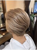 白髪ぼかしカラーグラデーションボブ