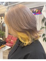 フラバー(flover)&nbsp;全体ブリーチ２回～インナーイエロー×ミルクティーグレージュ