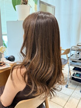 エムプラス センター北(M.plus) 大人の柔らかレイヤー × 髪質改善デジタルパーマ