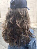 ロエナ(ROENA)&nbsp;外国人風グレーハイライト