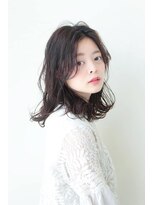 ヘアメイク シュシュ(Hair make chou chou)&nbsp;ウェーブミディアムスタイル【chou-chou 北林夏実】