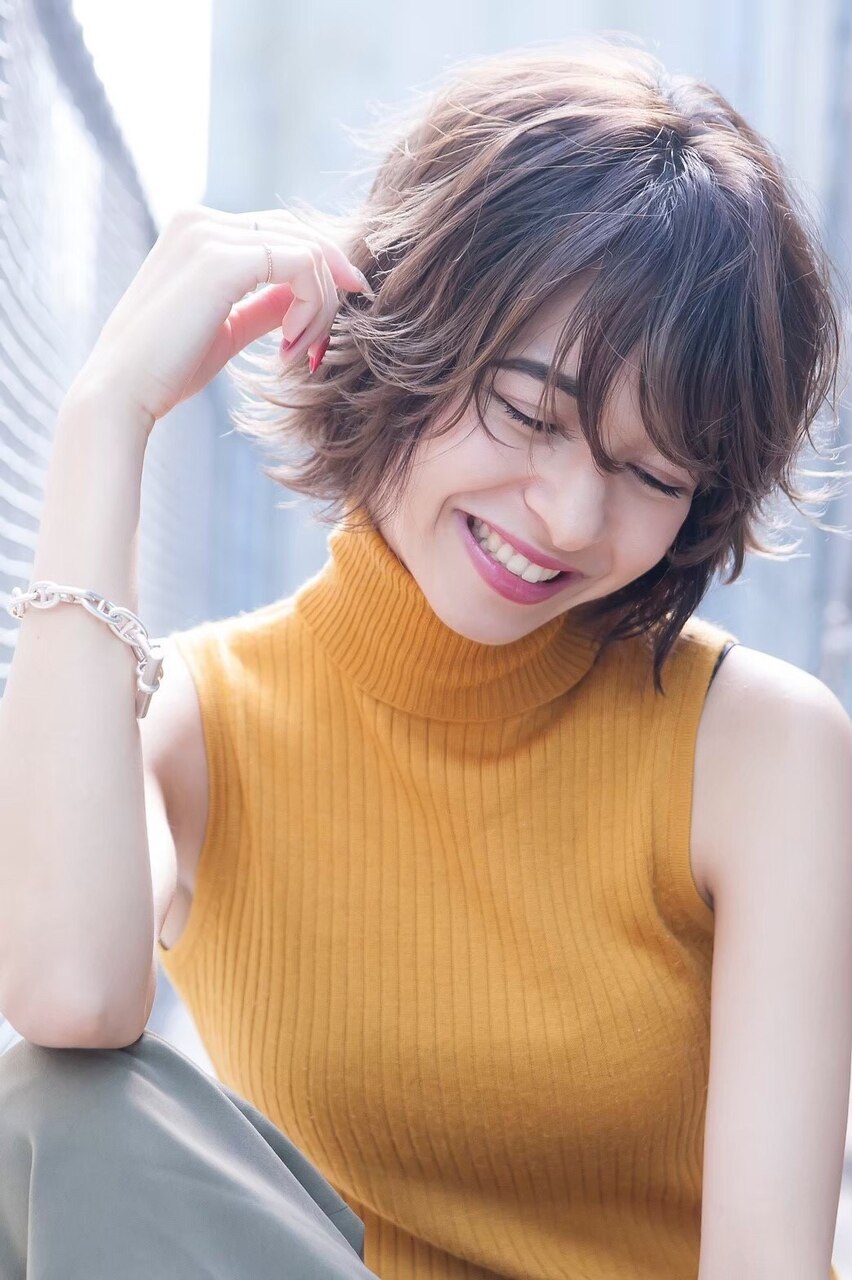 AUSTIN バレイヤージュ×大人カワイイくせ毛風ショート