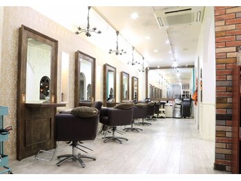 HAIR and MAKE GRATIAE 【ヘアアンドメイクグラチア】