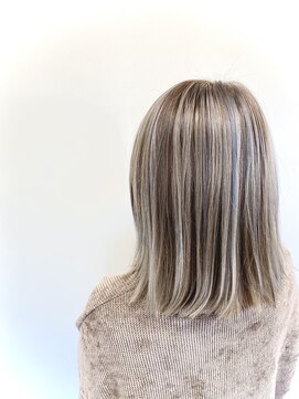 シャラ美容室 ハイライト