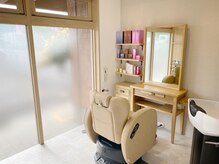 エマヘアープラス 下郡店(Emma Hair plus)の雰囲気（一人ひとりのお客様との時間を大切に…。働くスタッフの空間も）