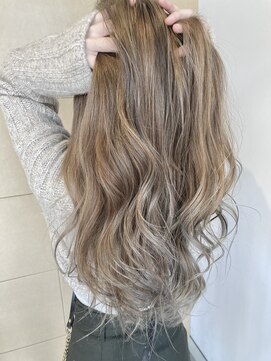 ダイス(Dice) ミルクティーベージュ