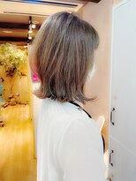 ミッシェル アフロート(michelle afloat) 20代30代40代50代レイヤーなし前下がり外ハネCカーブボブ