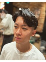 ヒロギンザバーバーショップ 丸の内店(HIRO GINZA BARBER SHOP)&nbsp;メンズ七三分け　フェード　ジョンコナー風