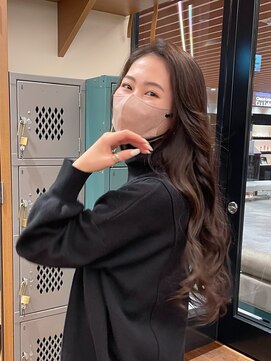 ビュートリアム 梅田(BEAUTRIUM) ロングヘア/前髪なし/ハイライト/かきあげ/梅田/茶屋町/大阪