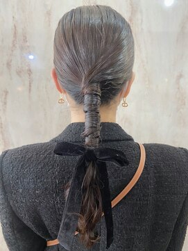 ラビス(Lovis) ミディアム/暗めカラー/デザインカラー/フェイスフレーミング