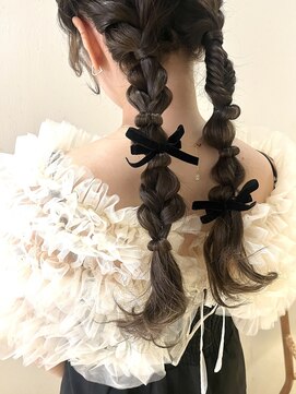 セブンベルベット(7 Velvet) ツイン編みおろしヘアアレンジ..【SHINJYO】