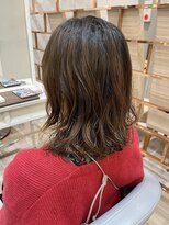 ボネッカ 鶴見(BONECCA)&nbsp;コテ巻き風　ナチュラルパーマ【柳澤優名】