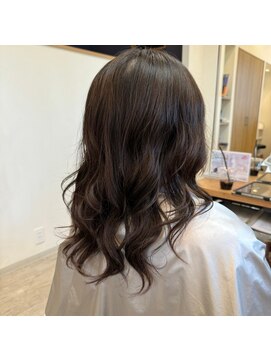 クロエ バイ ラヴィズム(CLOE by LUVISM) カット、イルミナカラー