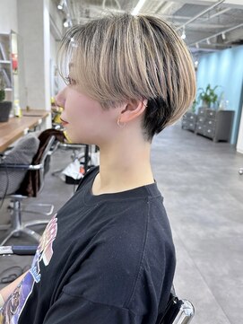 オウル(Owll) 【Owll】石田学史20代30代40代ハイトーン刈り上げベリーショート