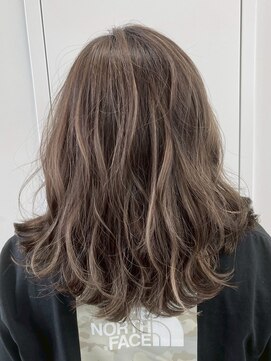 イース バイ アンブルリュクス 北千住(Ease by amble luxe) グラデーションカラー