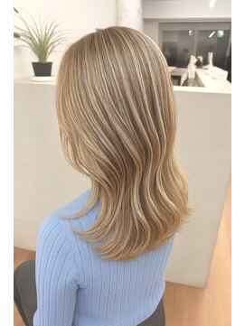 ヘアサロン エフ 渋谷(F) #ハイライト#ミルクティーベージュ#ブリーチ