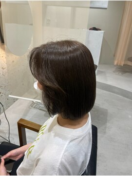 ティム(tim) ワンカラーでできる透け透けブラウン
