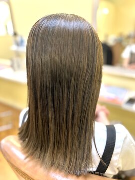 ヘアーデザイン モモ(Hair Design MoMO) 大人女性切りっぱなし♪