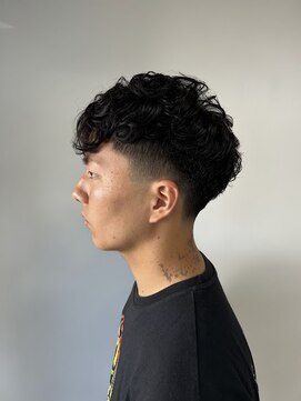 イッヒ 茅ヶ崎(IHHI) 無造作/スペインカール/ナチュラル外国人風パーマ