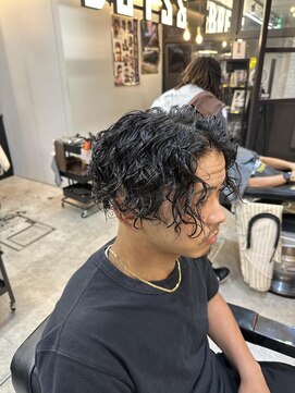 フランクスバーバーリザーブ 人形町店(FRANK’S BARBER RESERVE) メンズショートパーマM