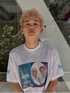 ヒュージ 三軒茶屋(huge) スパイキーショート/ダブルカラー/メンズカット/ブリーチ