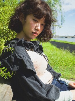 ハイ(HI)の写真/パーマを選ぶお客様が多い"HI"だからこそ、技術も進化し続ける◇動きと抜け感で柔らかく、みずみずしい髪へ