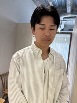 モンルル プル(mon loulou + plus) メンズカット、センターパート、大人メンズヘア