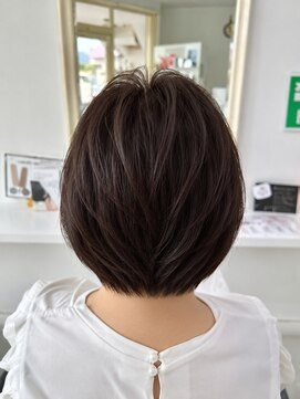 アトリーチェ 六科店(ATTRICE) 大人の丸みショートボブ