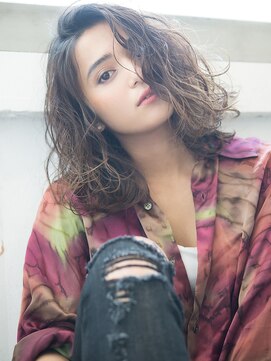 ソーコ 渋谷(SOCO) 【SUN】セミウェットグラデーションカラーくびれミディ＊菅原誠