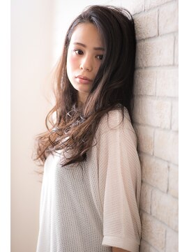 ソア 武蔵小杉(SOAR) インナーハイライトとリラックスウェーブのナチュラルロング