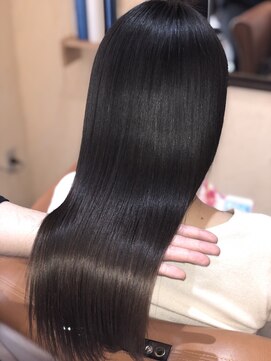 メモリア(memoria) 髪質改善/縮毛矯正/白髪染め/美髪/艶髪/吹田/髪質改善ヘアエステ