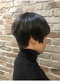 黒髪ショート