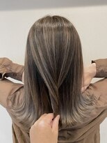 アールヘア(ar hair)&nbsp;☆ねじるだけでオシャンティー☆アッシュベージュバレイヤージュ