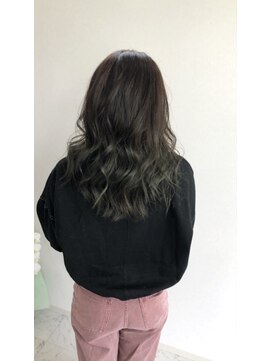 ゴート(Goat) オリーブグレー