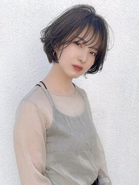 ルアン 上通り(ruen) 透け感&フェミニンショート ruen 上通り 右田莉奈