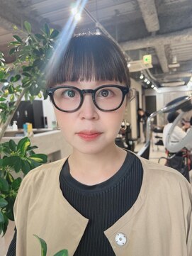 フラッグ ヘアー 天神西通り店(Flag HAIR) 秋カラー　ストレートヘア　ぱっつん前髪