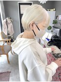 小顔丸みショート×ホワイトブロンド×ブリーチ×四日市