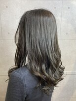 ノエル(NOEL) ブリーチなしシークレットハイライト×明るめオリーブカラー