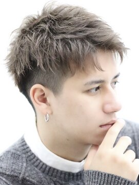 フィフス 栄(fifth) ビジネスショートツーブロックフェードスパイキーショート短髪