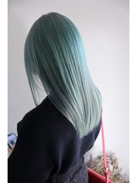 シキ(SHIKI) emerald