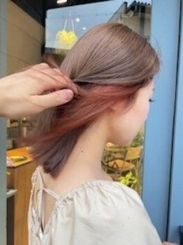 カルマ(CALMA)の写真/【イヤリングカラーが人気☆】ハイトーンカラーで周りと差をつける仕上がりに◇ご希望をお聞かせください！