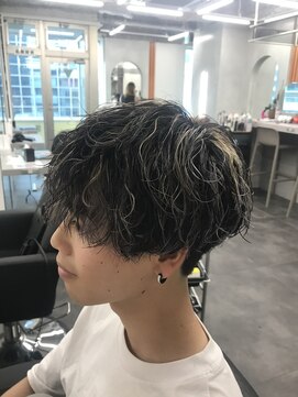 エイト 立川店(EIGHT) ハイライト×波パーマ