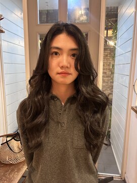 ガーランド (Garland) レイヤーカット/暖色カラー/シースルー/原宿明治神宮前