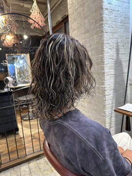 デコール(dequal) ハイライトスパイラルパーマ