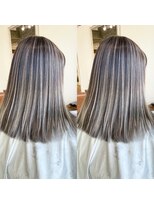 ラウレア(LAULEA)&nbsp;白髪ぼかしバレイヤージュ