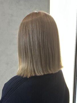 ラック(LUCK) ミルクティーベージュ/船橋/くすみベージュ/細めハイライト