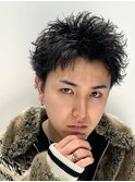 スパイキーショート短髪黒髪