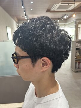 ヴェルデ(VERDE) くせ毛風ショート