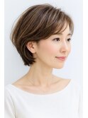 ショートカット・レイヤーカット×白髪ぼかし